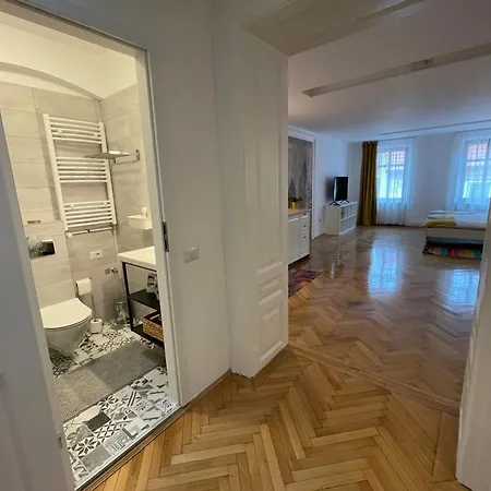 Apartament Cozy *